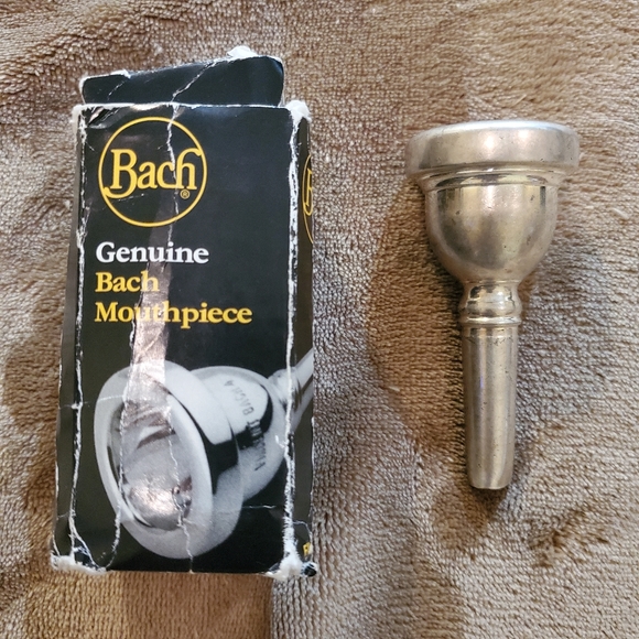 Genuine Bach Mouthpiece And Trombone Book - Picture 2 of 14